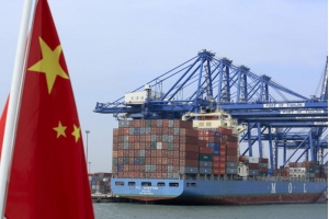 中美航運成本飆升229%，物流難題有何解？